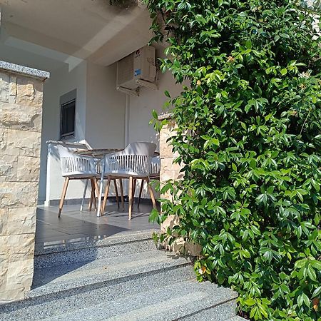 Apartmani Emilio Новалья Экстерьер фото