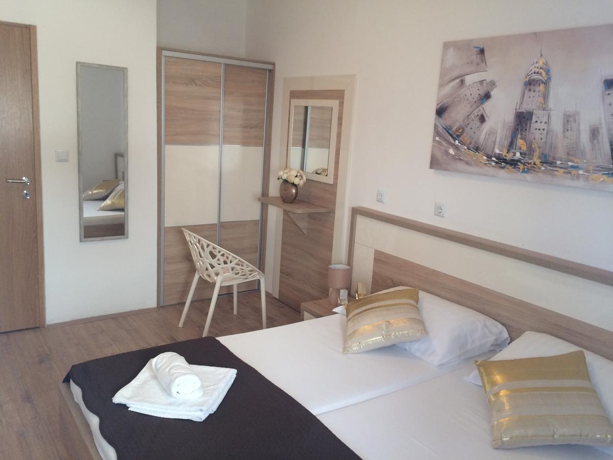 Apartmani Emilio Новалья Экстерьер фото